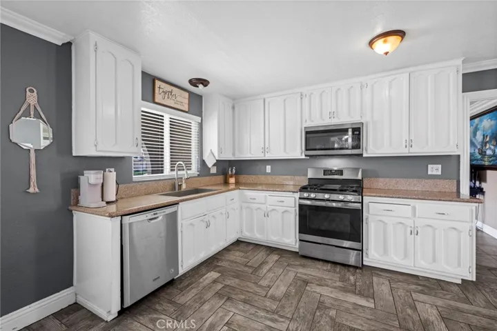 5361 Capella Court, Jurupa Valley, California 91752
