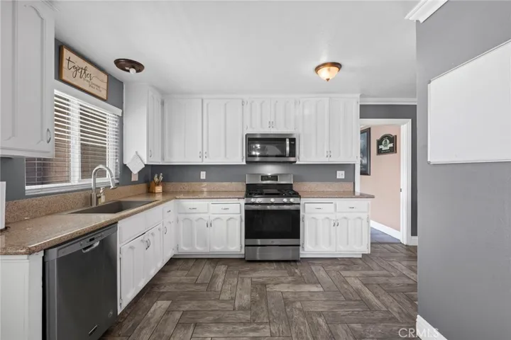 5361 Capella Court, Jurupa Valley, California 91752