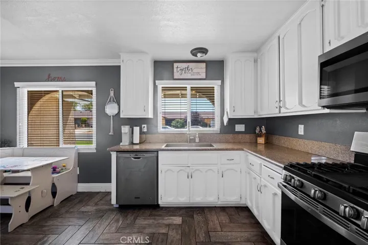 5361 Capella Court, Jurupa Valley, California 91752