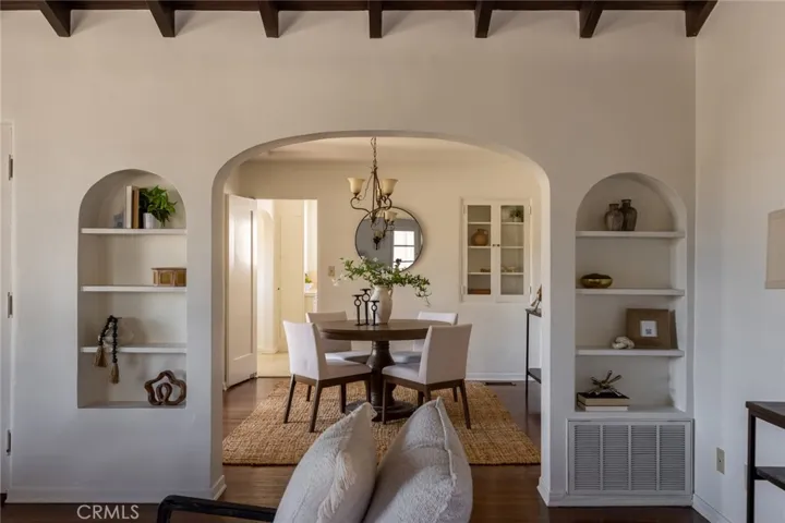 730 N Hill Avenue, Pasadena, California 91104