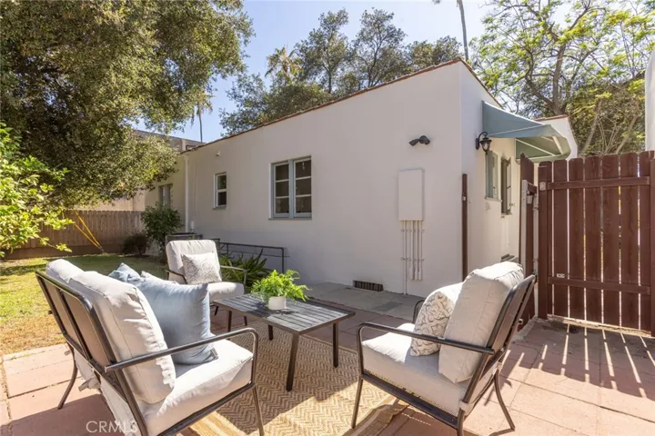 730 N Hill Avenue, Pasadena, California 91104