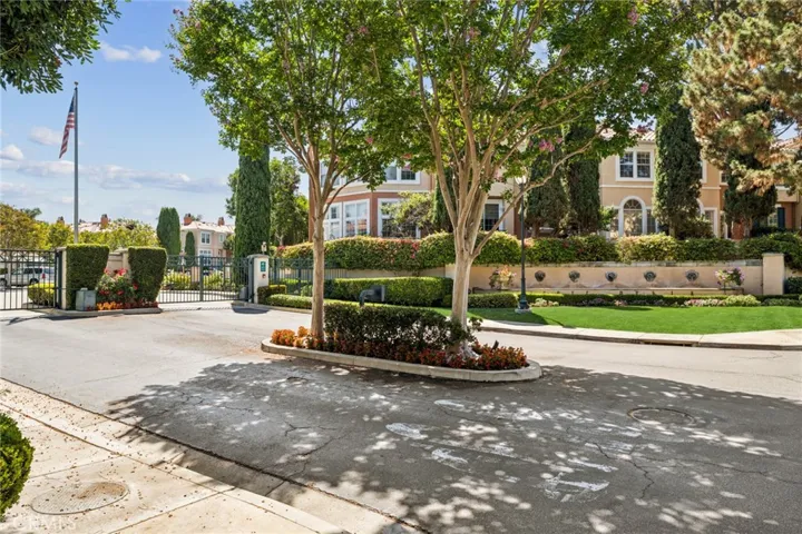 11 Medici Aisle, Irvine, California 92606