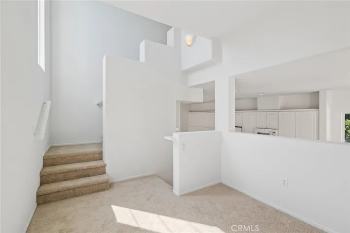 Bonus Loft - MidLevel