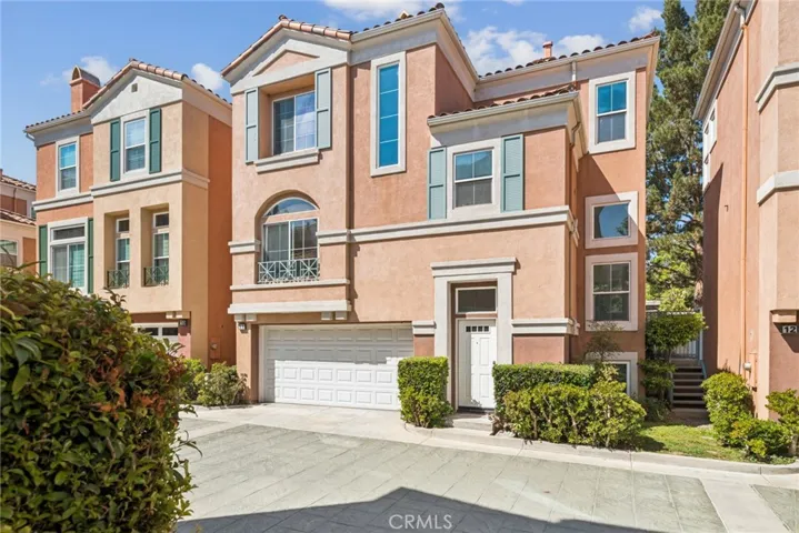 11 Medici Aisle, Irvine, California 92606