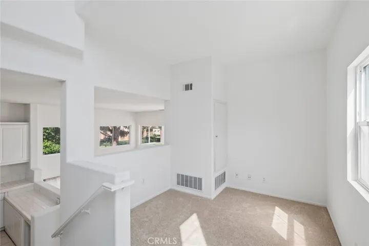 Bonus Loft - MidLevel