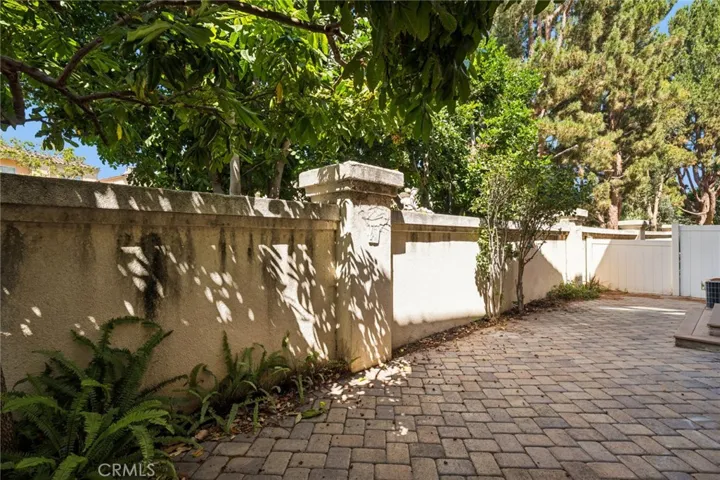 11 Medici Aisle, Irvine, California 92606