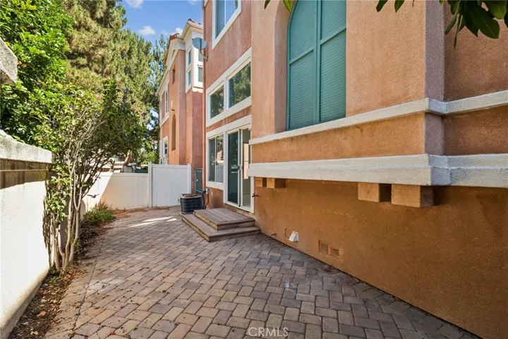 11 Medici Aisle, Irvine, California 92606