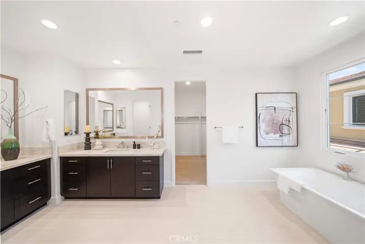 108 Coldwater, Irvine, California 92602