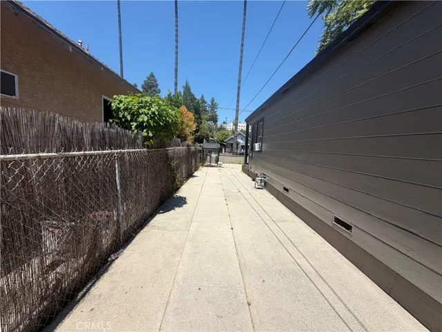 6236 6240 Arroyo Glen Street, Highland Park, California 90042
