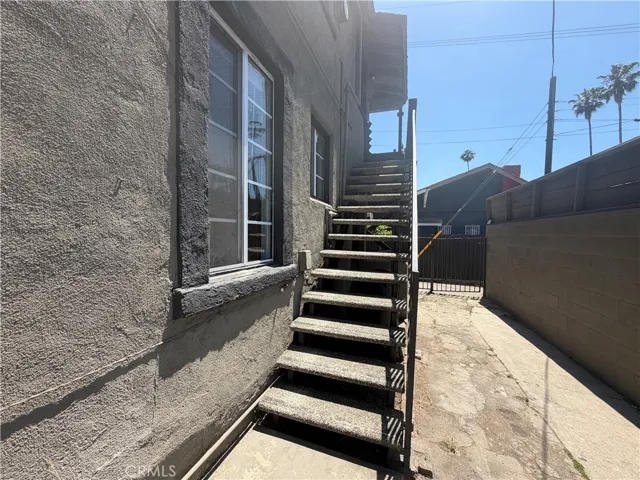 6236 6240 Arroyo Glen Street, Highland Park, California 90042