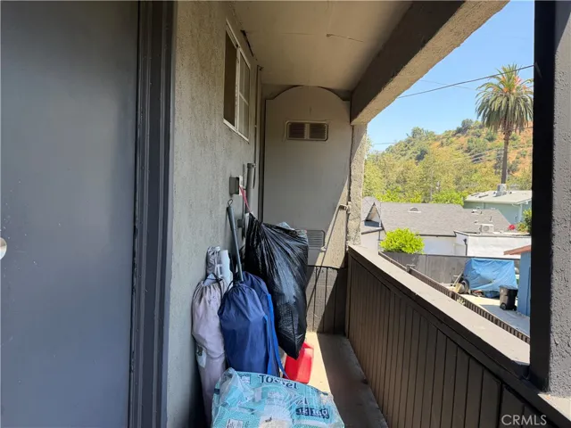 6236 6240 Arroyo Glen Street, Highland Park, California 90042