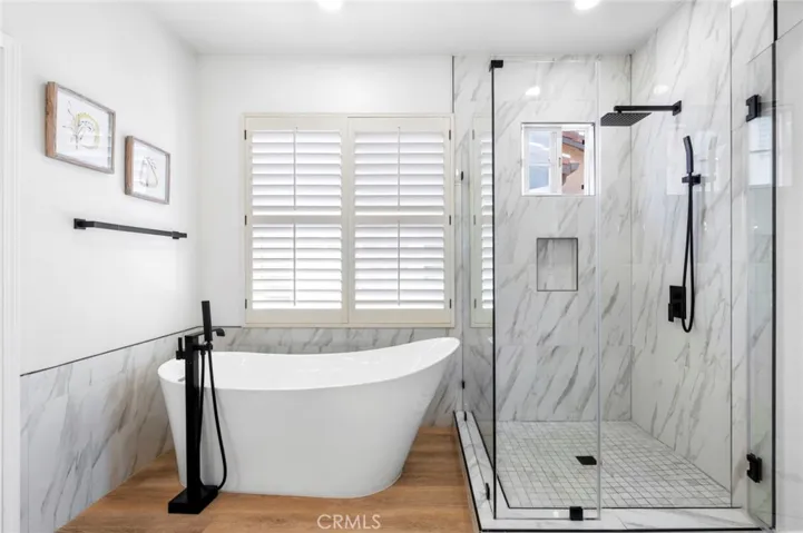 Free Standing Tub with a Walk-in Shower