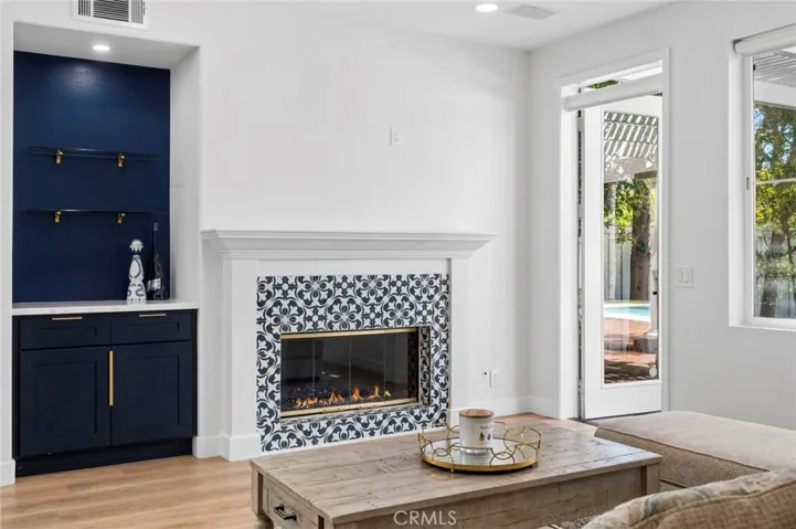 Bar area with a Fireplace