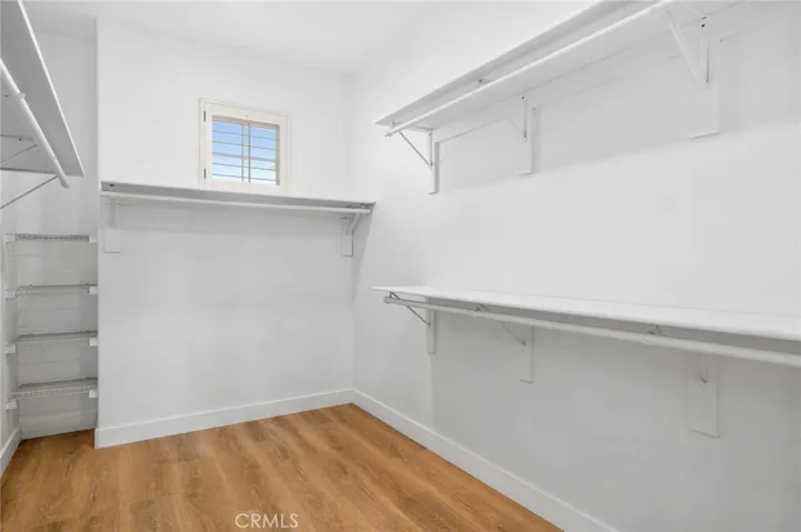 Walk-in Closet