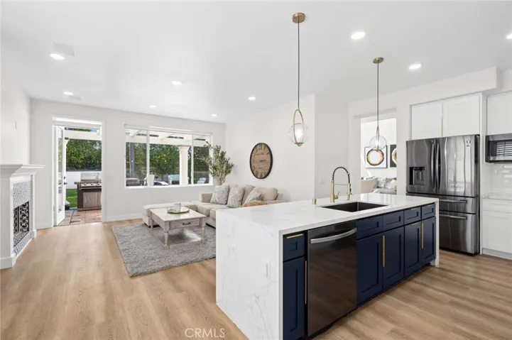 11 Petria, Irvine, California 92606