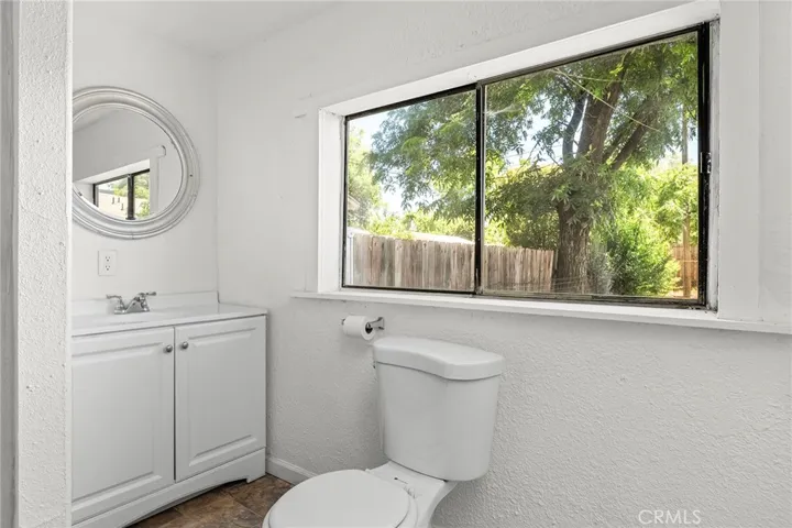2127 B Street, Oroville, California 95966