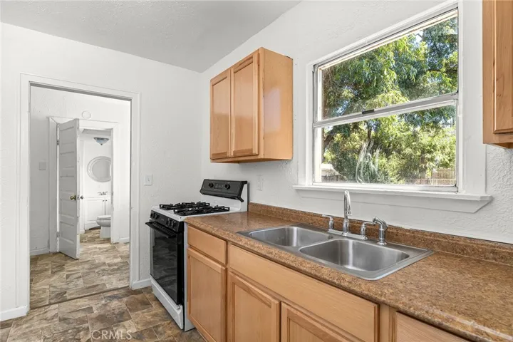 2127 B Street, Oroville, California 95966