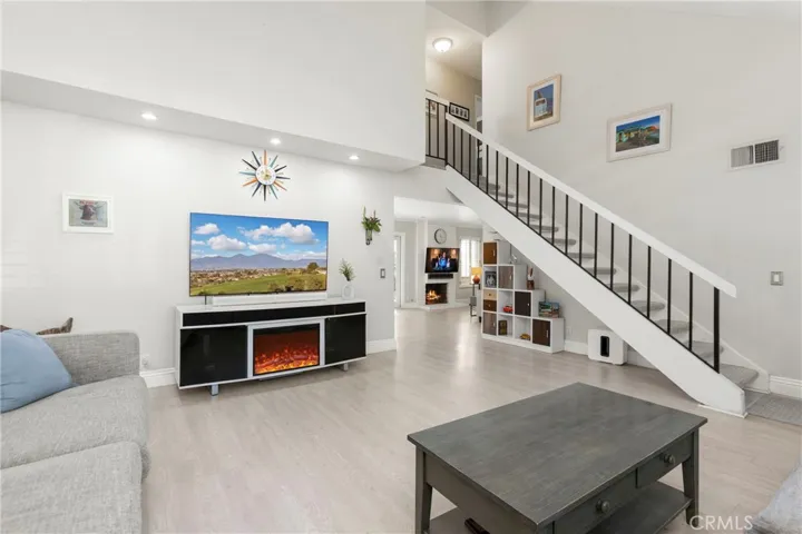 Living room with high ceilings