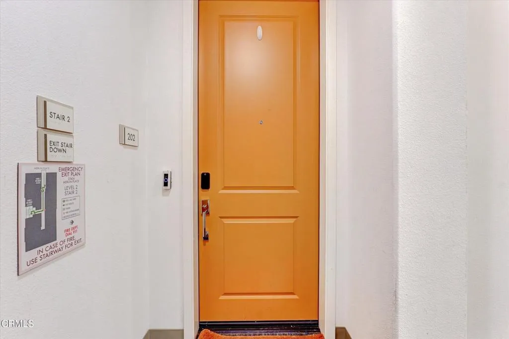 01-27406 N Merlin Pl #202-1