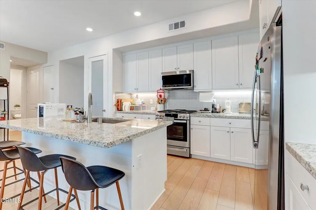 05-27406 N Merlin Pl #202-5