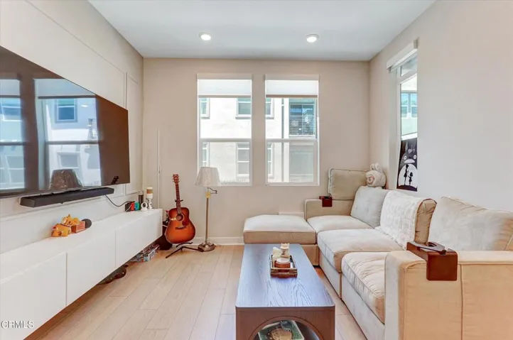 11-27406 N Merlin Pl #202-11