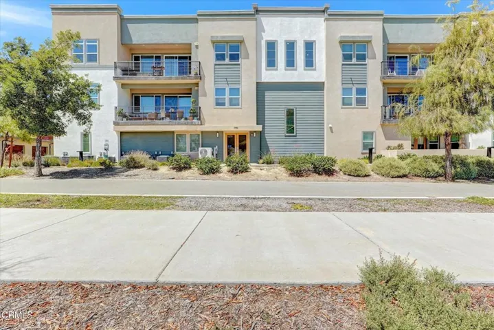 32-27406 N Merlin Pl #202-32