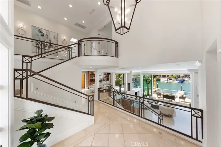 701 Bayside Drive, Newport Beach, California 92660