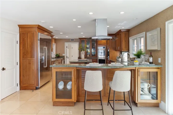 701 Bayside Drive, Newport Beach, California 92660