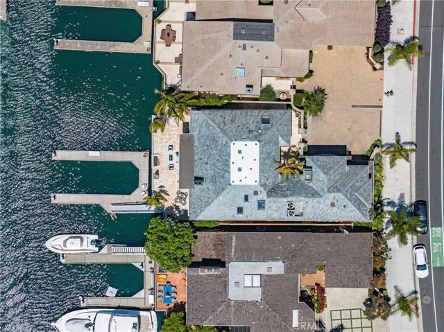 701 Bayside Drive, Newport Beach, California 92660