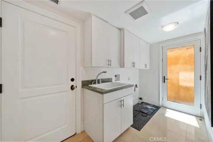 701 Bayside Drive, Newport Beach, California 92660