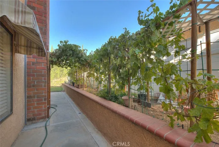 16 Sunset Ridge, Pomona, California 91766