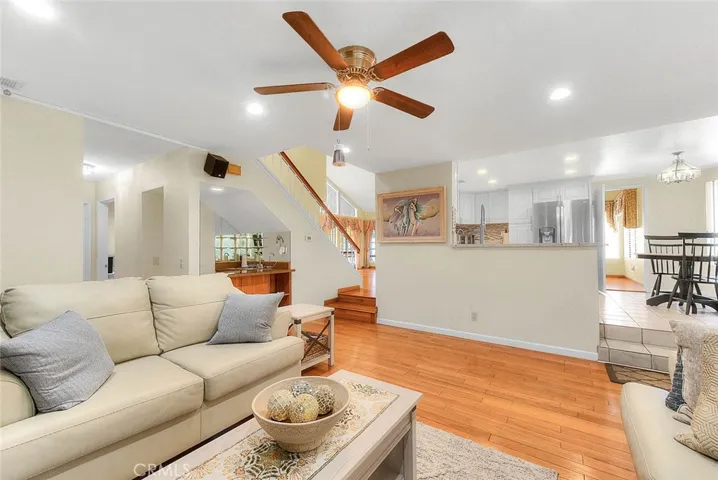 16 Sunset Ridge, Pomona, California 91766