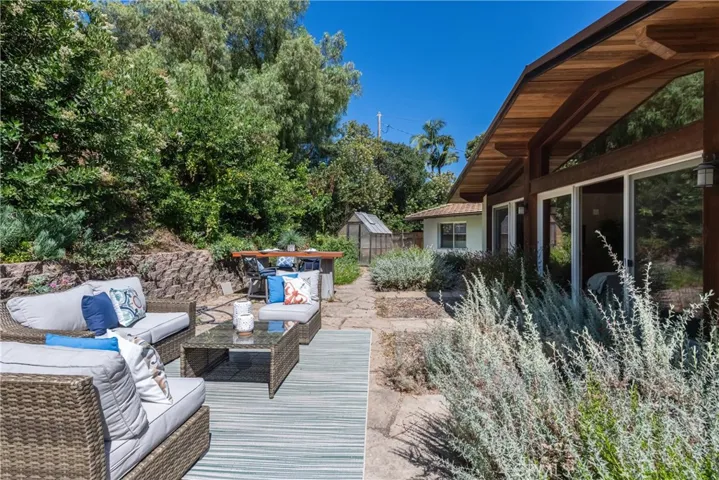 2 Chuckwagon, Rolling Hills, California 90274