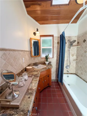 2 Chuckwagon, Rolling Hills, California 90274