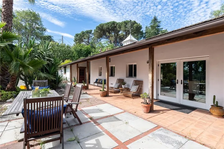 2 Chuckwagon, Rolling Hills, California 90274
