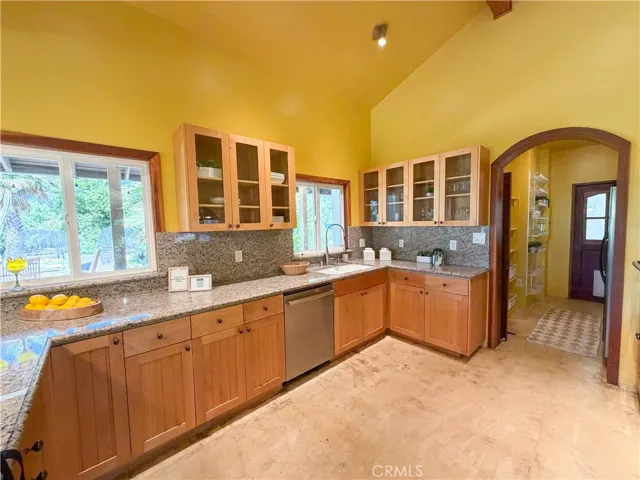2 Chuckwagon, Rolling Hills, California 90274