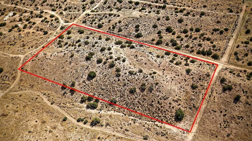 25200 Mountain View Road, Apple Valley, California 92308