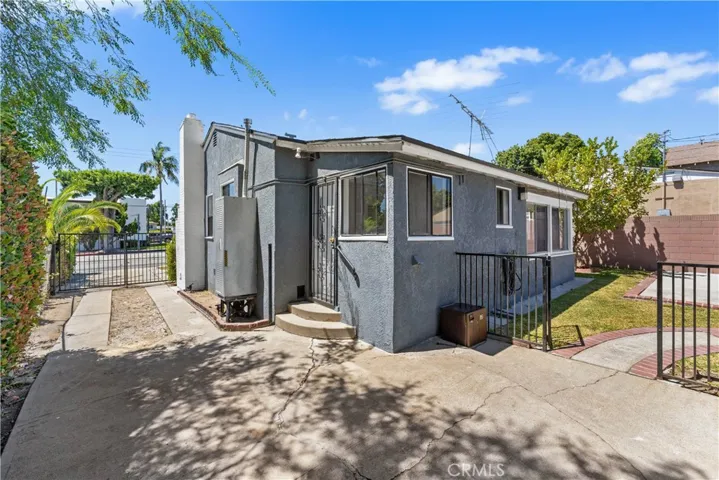 5522 Norwalk, Whittier, California 90601