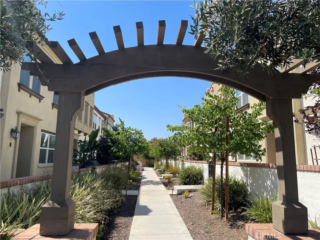 3305 E Midsummer Privado 4, Ontario, California 91762 — photo 5