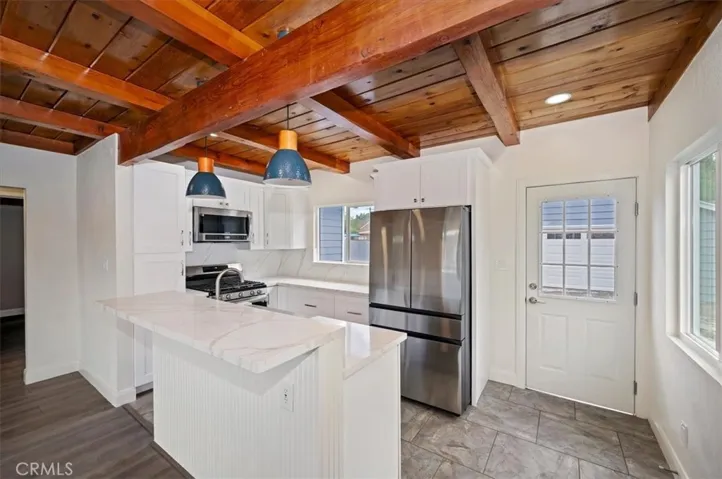 913 Sequoia, Big Bear City, California 92314