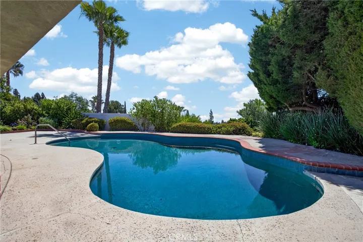 18778 Algiers Street, Porter Ranch, California 91326