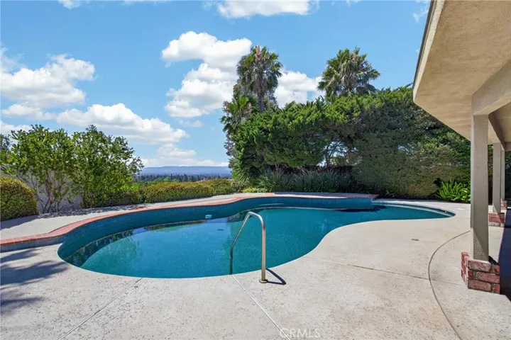 18778 Algiers Street, Porter Ranch, California 91326