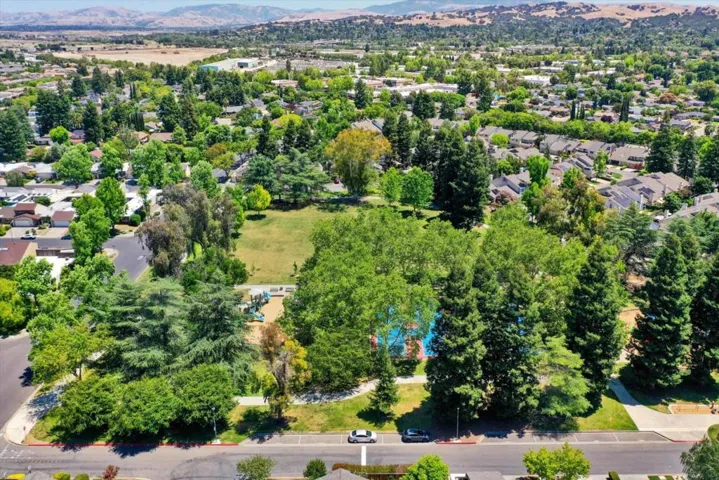1529 Trimingham Drive, Pleasanton, California 94566