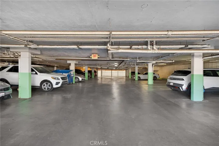 4441 Woodman Avenue 204, Sherman Oaks, California 91423