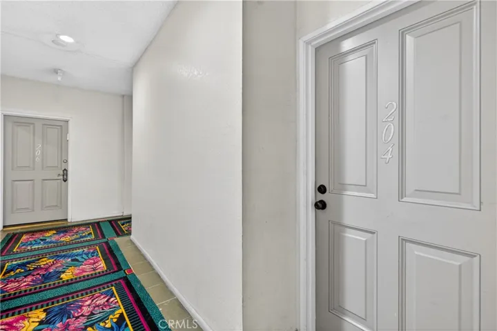 4441 Woodman Avenue 204, Sherman Oaks, California 91423