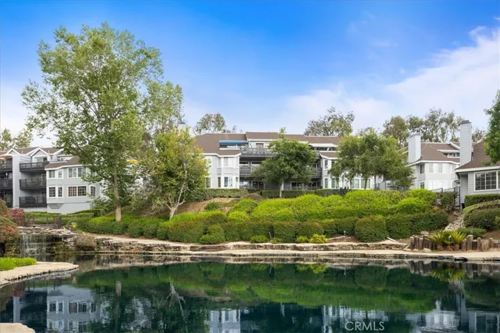 1083 Lakeview, Azusa, California 91702