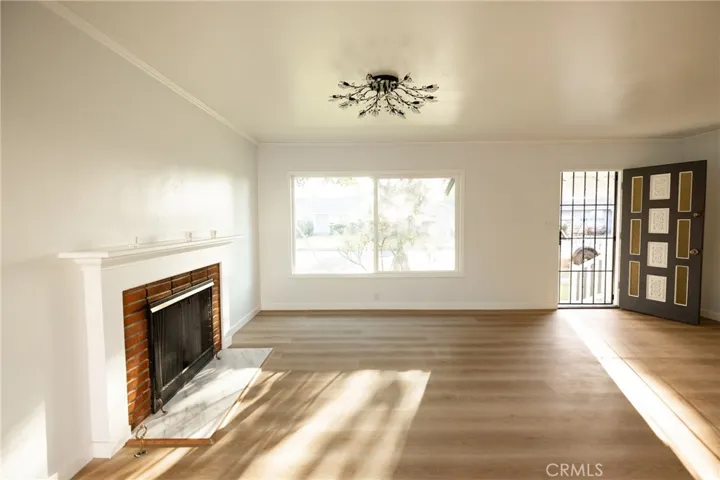 1922 Meriday, Santa Ana, California 92706
