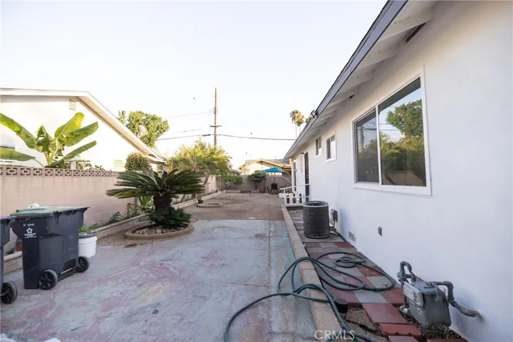 1922 Meriday, Santa Ana, California 92706