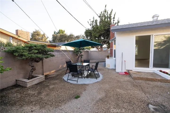 1922 Meriday, Santa Ana, California 92706