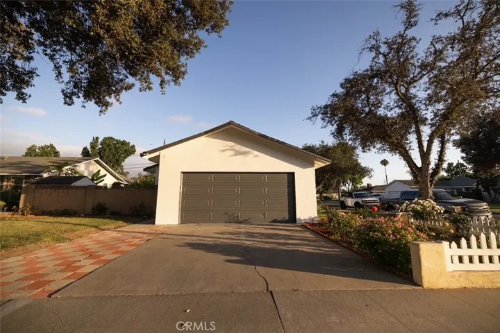 1922 Meriday, Santa Ana, California 92706
